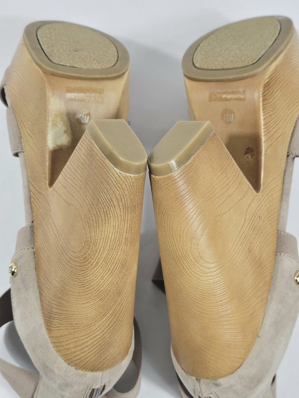 G By Guess Sirrah Beige Taupe Faux Suede Cross Strap Woodgrain Platform Sandal - Picture 12 of 16